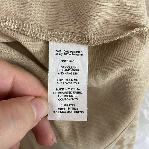 Show Me Your MuMu Hacienda‎ Maxi Dress Bouquet Toss - Picture 12 of 12